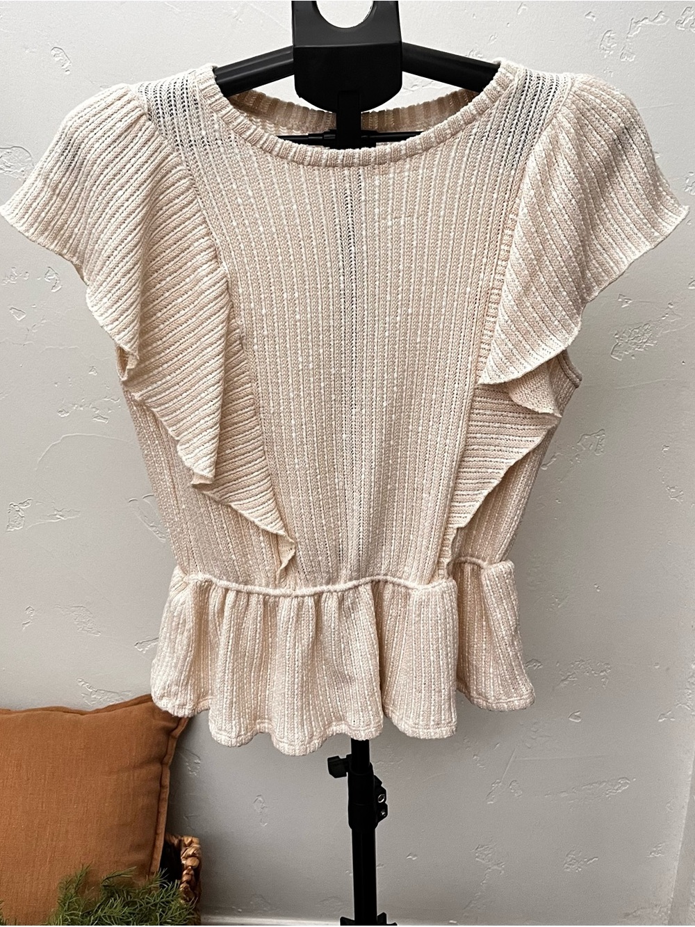 Daytrip cream flutter peplum top